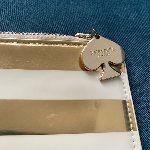 NEW Kate Spade Gold & Cream Zipper Pouch - Picture 2 of 5